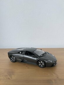 Model Lamborghini - 2