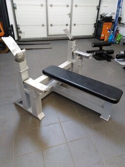 Bench press masivní - 2