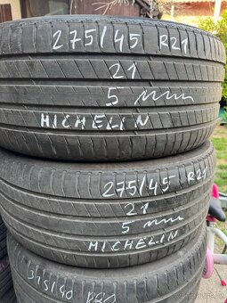 275/45 r21 a 315/40 r21 Michelin. - 2