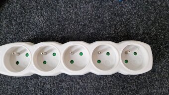 Prodlužovací kabel/šňůra s campingovou zástrčkou - 2