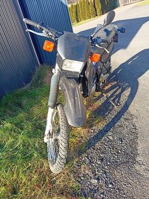 Yamaha DT 125re s original doklady prodám pouze díly - 2