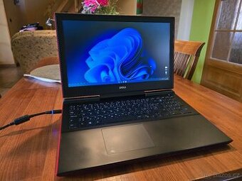Herní notebook Dell Inspiron 15 7000 Gaming - 2