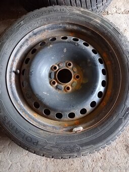 Sada kol na Ford Focus R16 - 2