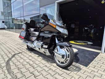 Honda GL 1500 Gold Wing SE - 2