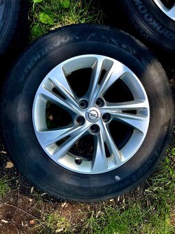 Zimni kola Opel Grandland X 215/70 R16 5x108
- 2