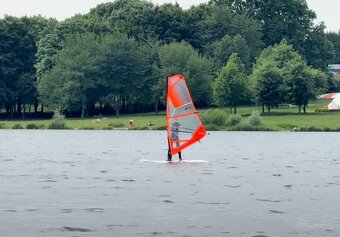 Dětský windsurfing komplet Starboard 112 l + 3m² STX plachta - 2