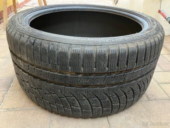 Nokian WR A4 285/30 R19 zimní - 2