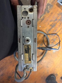 Rádio Becker Europa TR - 2