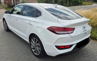 Hyundai i30 1.4 T-GDI 103kw Plus Comfort - 2