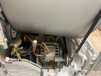 Beko HDF7434CSRX - na nahradni dily - 2