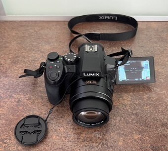 Panasonic DMC-FZ300 Lumix - 2