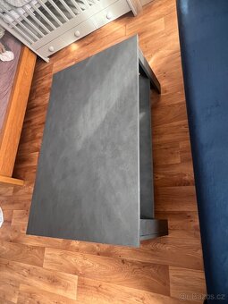 Konferenční stolek - 2