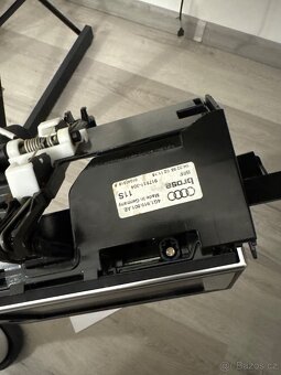 Audi A7 C7 – výsuvný MMI displej + kompletní mechanismus (4G - 2