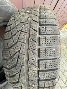 Zimní pneu 225/60/17 - 2