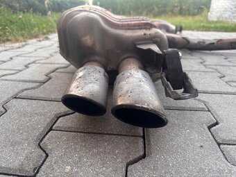 Prodám originál výfuk Audi S5 2009 4.2FSi V8 - 2