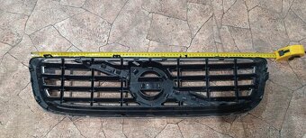 Grill , maska Volvo S40, V50 - 2