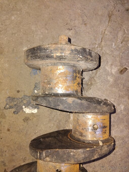 Zetor super kliková hřídel - 2