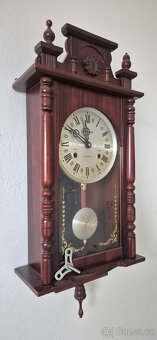 Nástěnné kyvadlové hodiny - 2