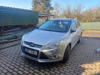 Ford  Focus 1.6 16V 77 kW - 2