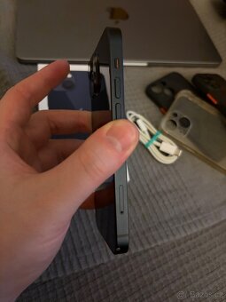 černý iPhone 13 mini 256 GB - 2