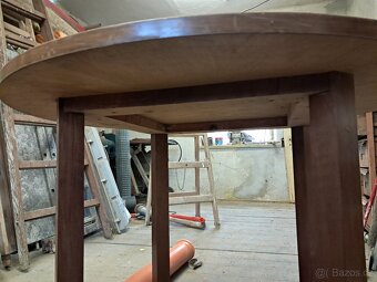 Prodám kulatý stůl - 2