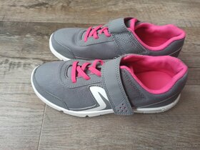 Dívčí botasky vel.36 Decathlon - 2