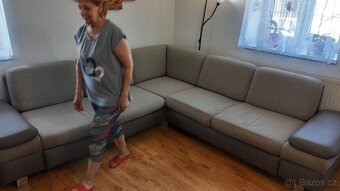 šedá sedací souprava - 2