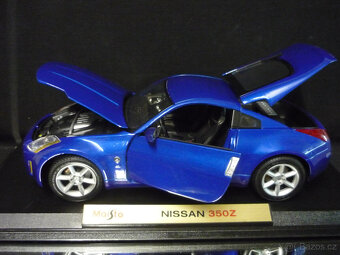 Nissan 350 Z Maisto 1/18 - 2