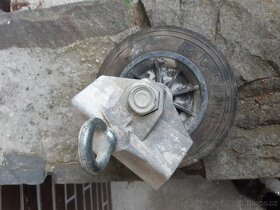 kolecko s mechanismem pro uchycení - 2