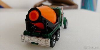Matchbox Peterbilt - 2