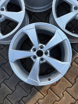 Alu Audi 5x112r19 8J ET 49 - 2