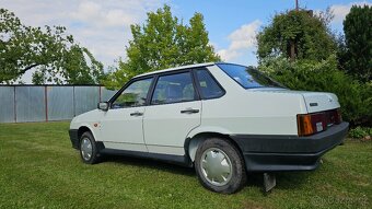 Lada Samara - 2