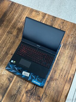 Notebook Lenovo Legion Y7000 - 2