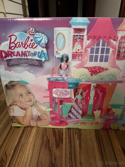 Zámek domeček Barbie - 2