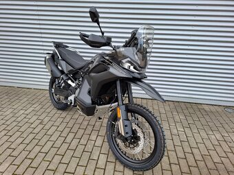 CFMOTO 800MT-X ČERNÁ (BONUS 10 000,- Kč) - 2