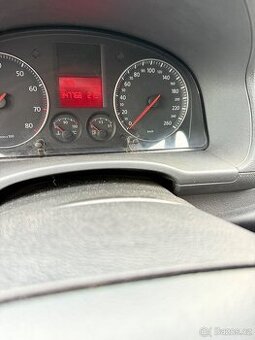 VW Caddy 1.6 75 kw - 2