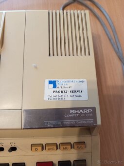 Prodám elektrickou kalkulačku Sharp - 2