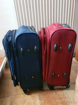 2x kufr na koleckach - 2