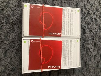 iPhone 16 Pro 128Gb Pouštní titan nebo Černý. - 2