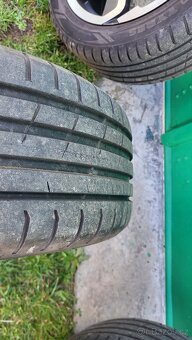 Nokian 215/50 R17 Powerproof 95W XL najeto 1000km - 2