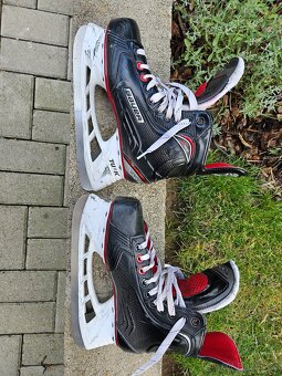Brusle Bauer Vapor X500 - 2