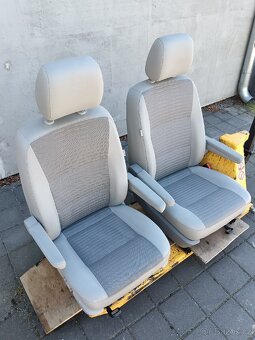 Otočné sedačky vw T5 T6 originál California - 2
