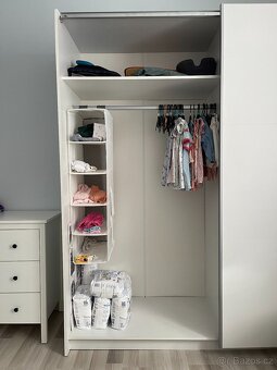 Skříň s úložným prostorem - 2