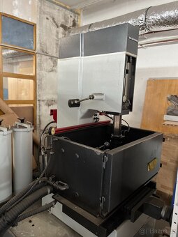 Vyjiskřovačka AEG - 2