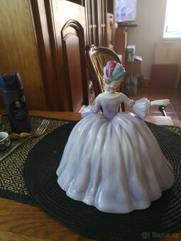 porcelánové sošky značené DUX a Frenklin - 2