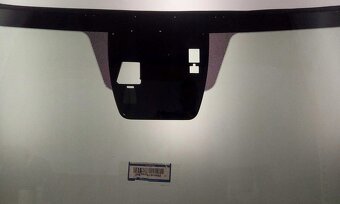 Mazda CX3 čelní sklo - 2