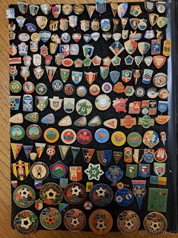 Predám odznaky 1 - 2