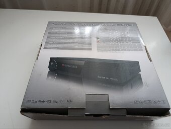 Digitální satelitní přijímač Showbox S-700 Platinum - 2
