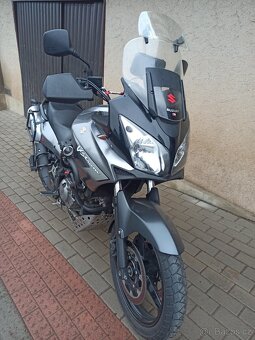 Suzuki DL650 V-Strom - 2