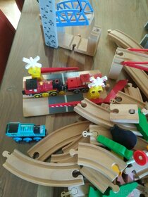Dřevěná vláčkodráha elektrické mašinky 2x - 2